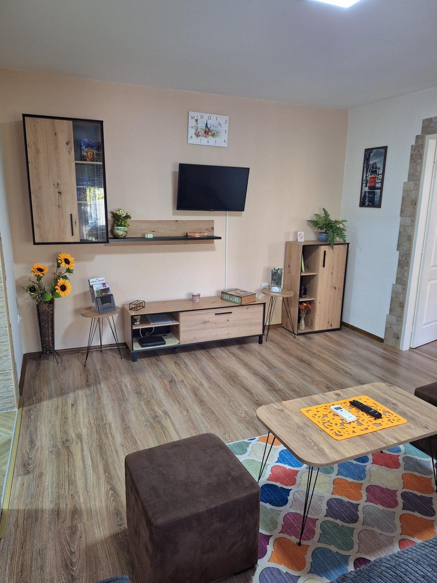 Apartman Su Libero Apartment Subotica Ngoại thất bức ảnh